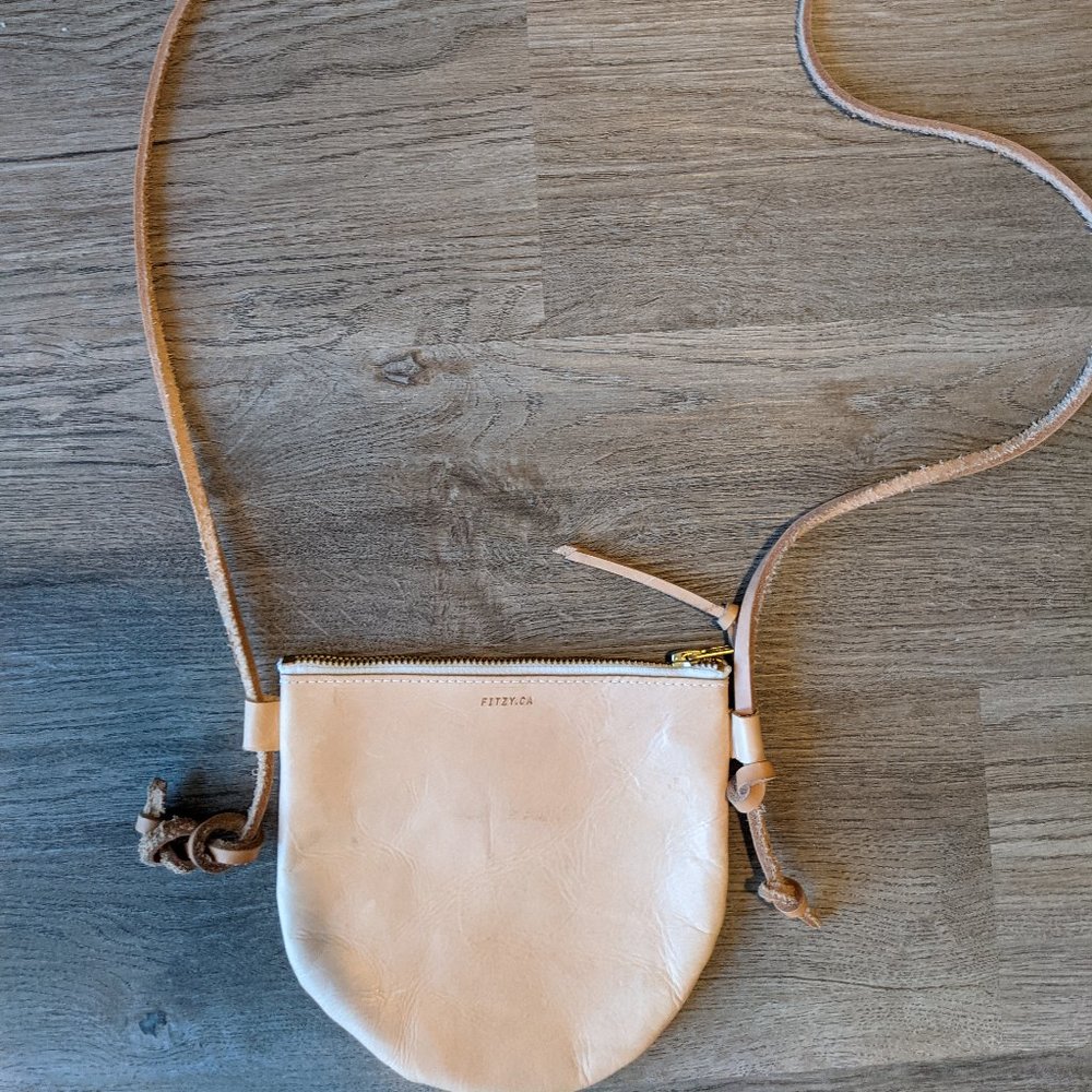 Natural leather purse